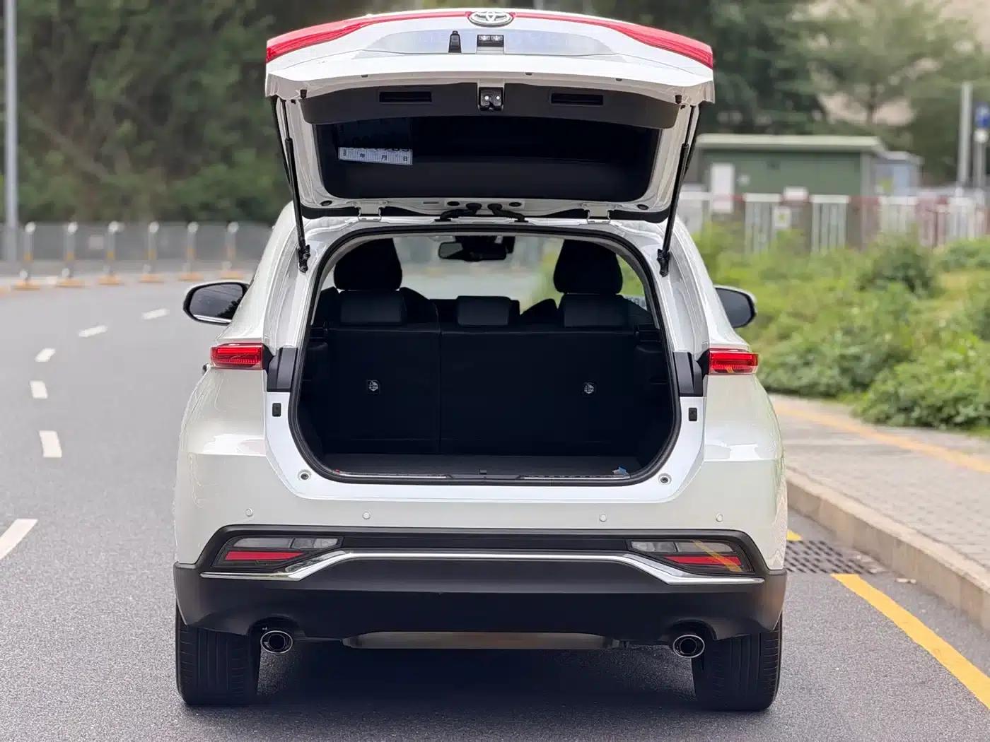 HARRIER 2022 2.0L CVT 2WD Premium Edition — миниатюра 13