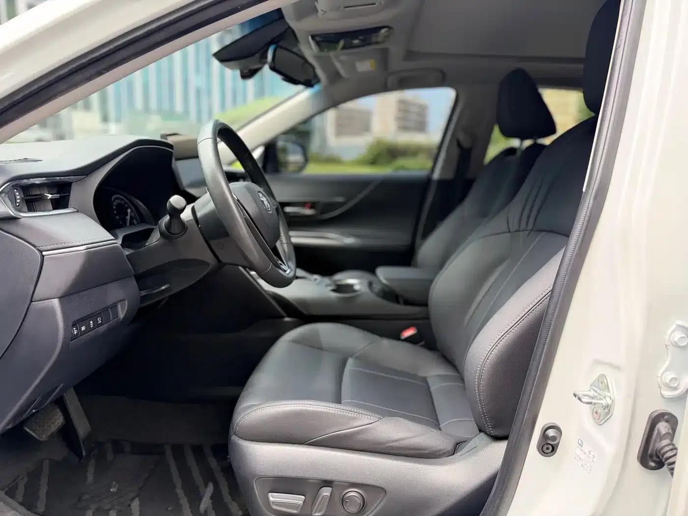 HARRIER 2022 2.0L CVT 2WD Premium Edition — миниатюра 6