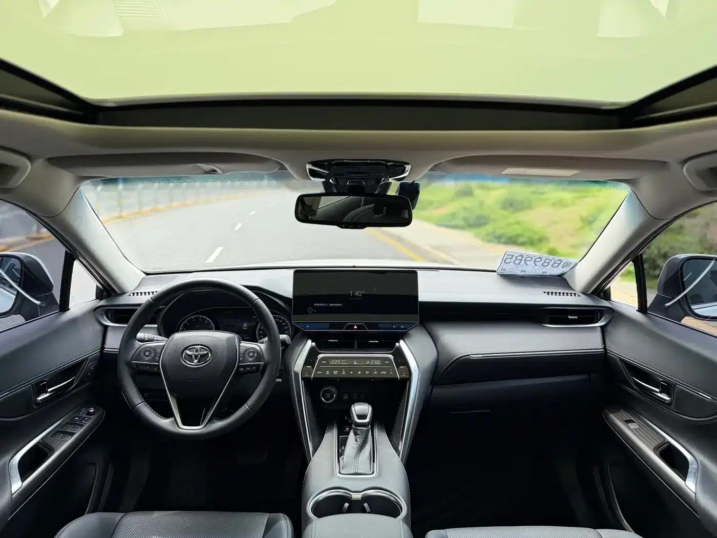 HARRIER 2022 2.0L CVT 2WD Premium Edition — миниатюра 8