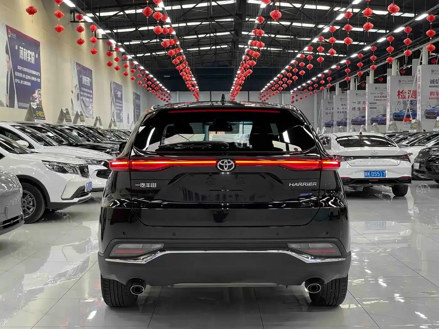 HARRIER 2023 2.0L CVT 2WD Premium Edition — миниатюра 8