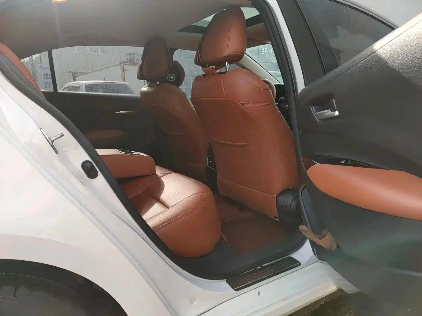 2022 Avalon 2.0L Premium Edition — миниатюра 7