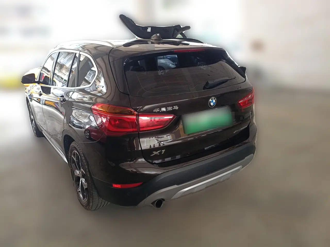 BMW X1 New Energy 2018 xDrive25Le Luxury Model — миниатюра 4