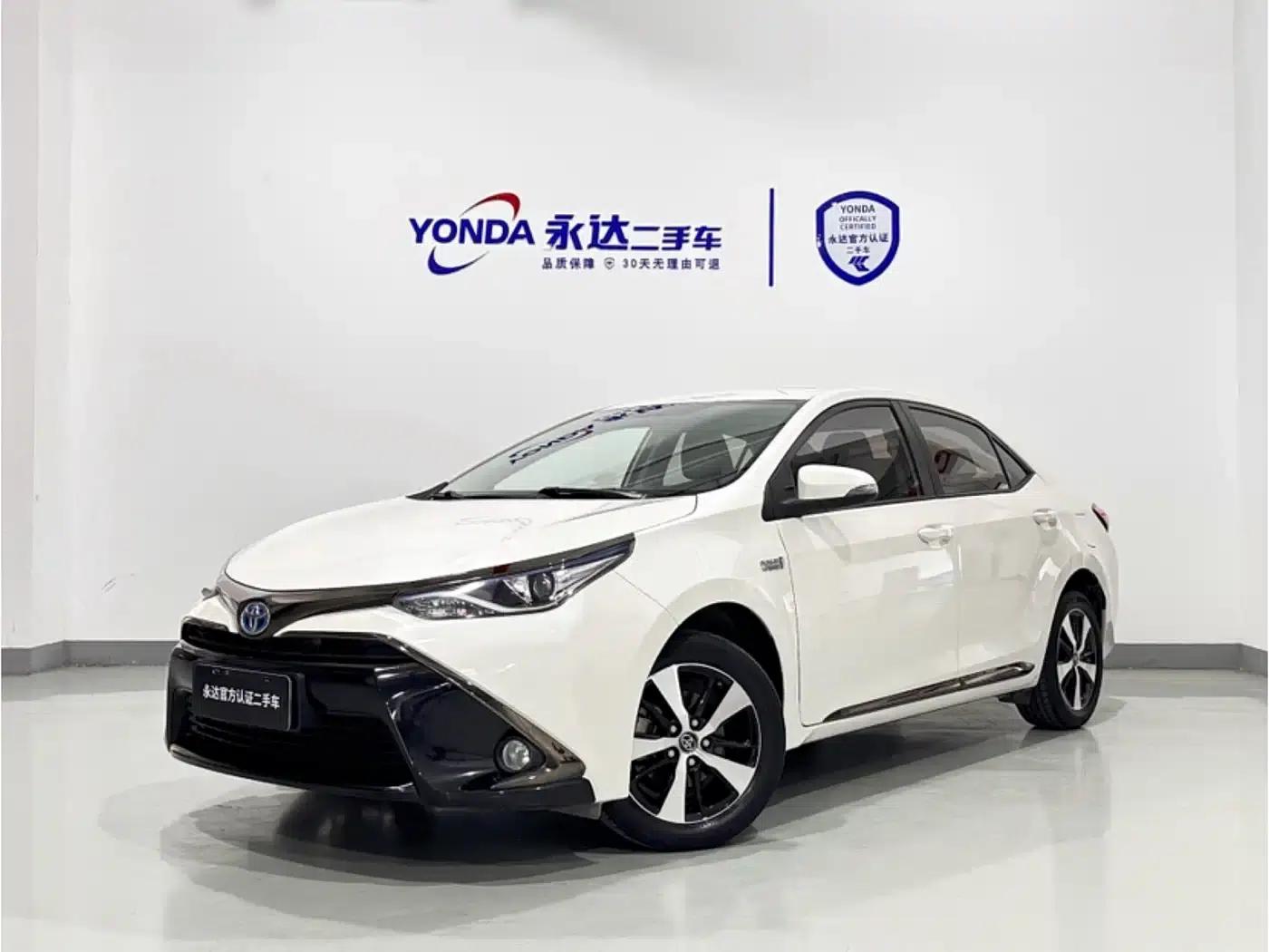 Levin Hybrid E+ 2019 1.8PH GS E-CVT Elite Sunroof Edition — миниатюра 1