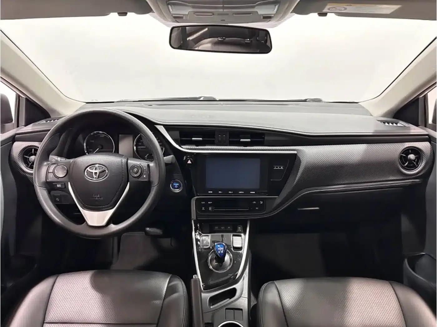 Levin Hybrid E+ 2019 1.8PH GS E-CVT Elite Sunroof Edition — миниатюра 8