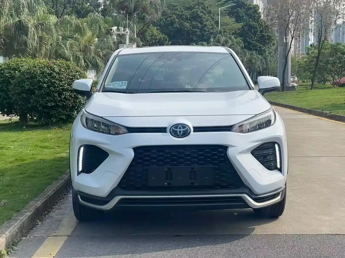 Highlander New Energy 2021 High-Performance Edition 2.5L Two-Wheel Drive Sport Edition — миниатюра 2