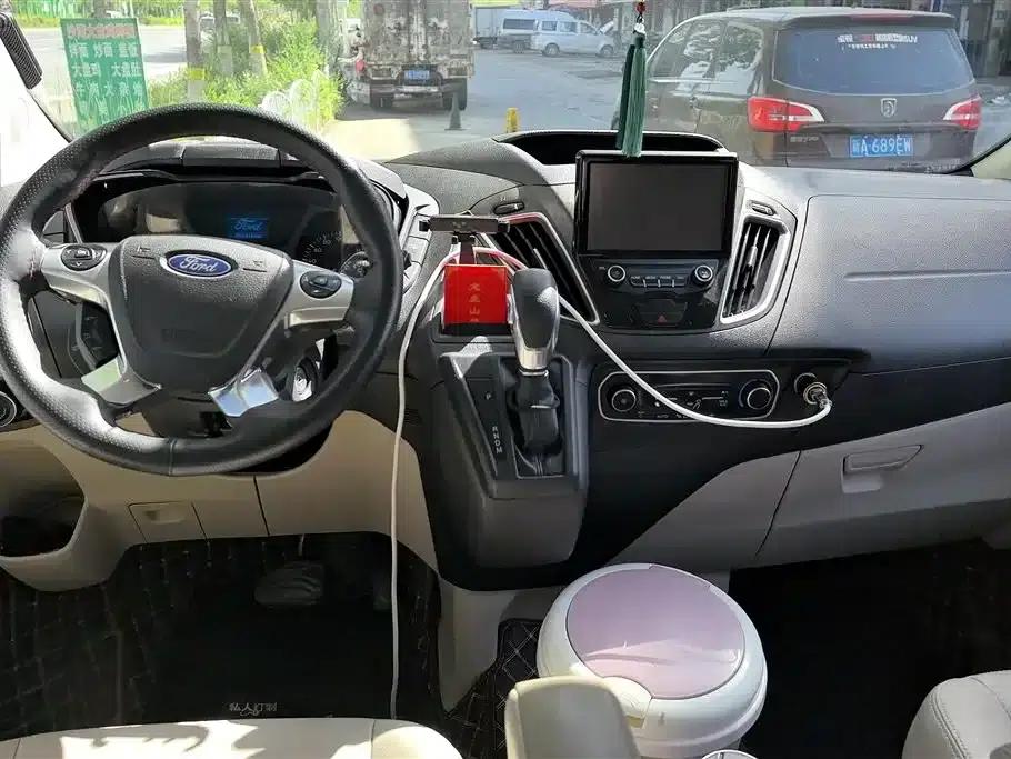 Tourneo 2017 2.0T Automatic Elite Edition — миниатюра 12