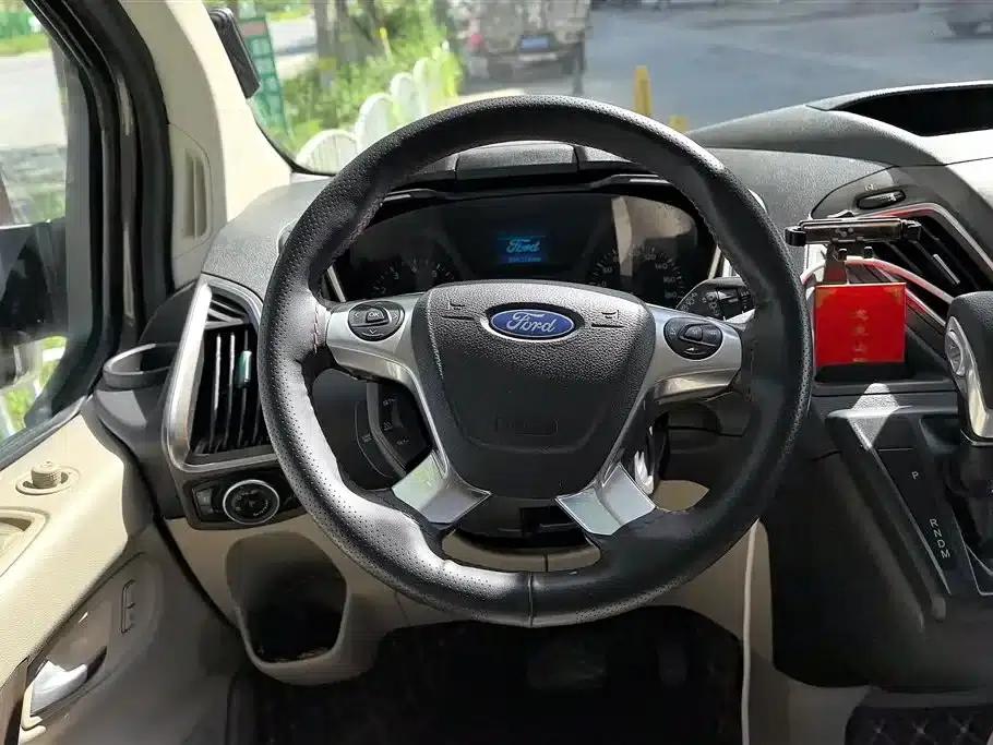 Tourneo 2017 2.0T Automatic Elite Edition — миниатюра 15