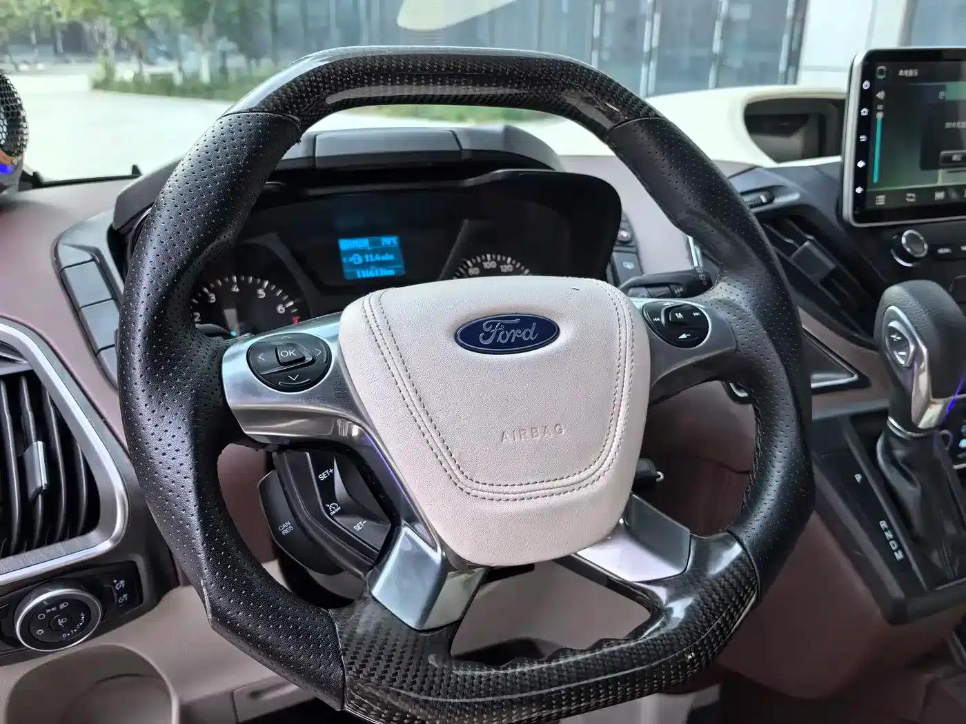 Tourneo 2017 2.0T Automatic Elite Edition — миниатюра 15