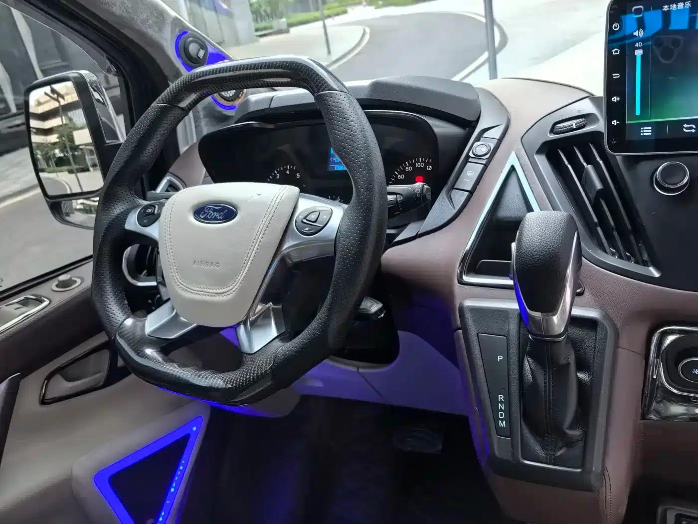 Tourneo 2017 2.0T Automatic Elite Edition — миниатюра 30