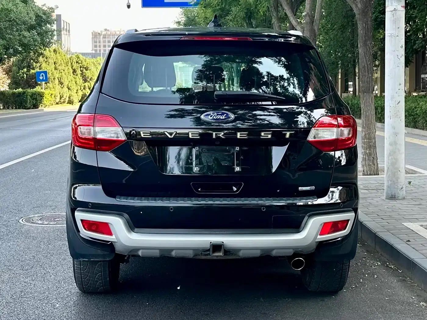 2016 Ford Everest 2.0T Gasoline Automatic 4WD Luxury Edition — миниатюра 4