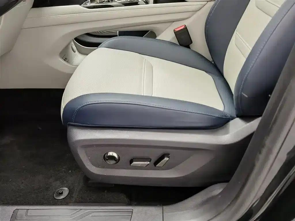 2022 EcoBoost 170 Premium Model (Facelift) — миниатюра 20