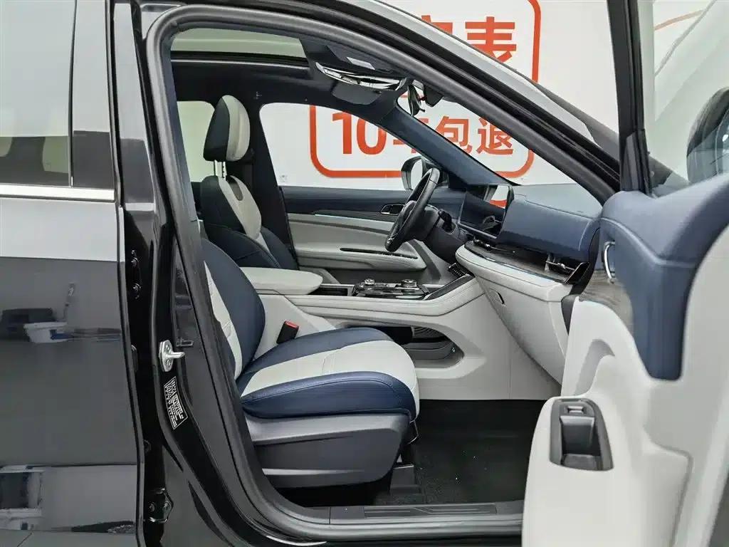 2022 EcoBoost 170 Premium Model (Facelift) — миниатюра 23