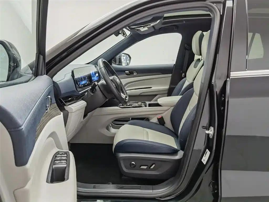 2022 EcoBoost 170 Premium Model (Facelift) — миниатюра 10