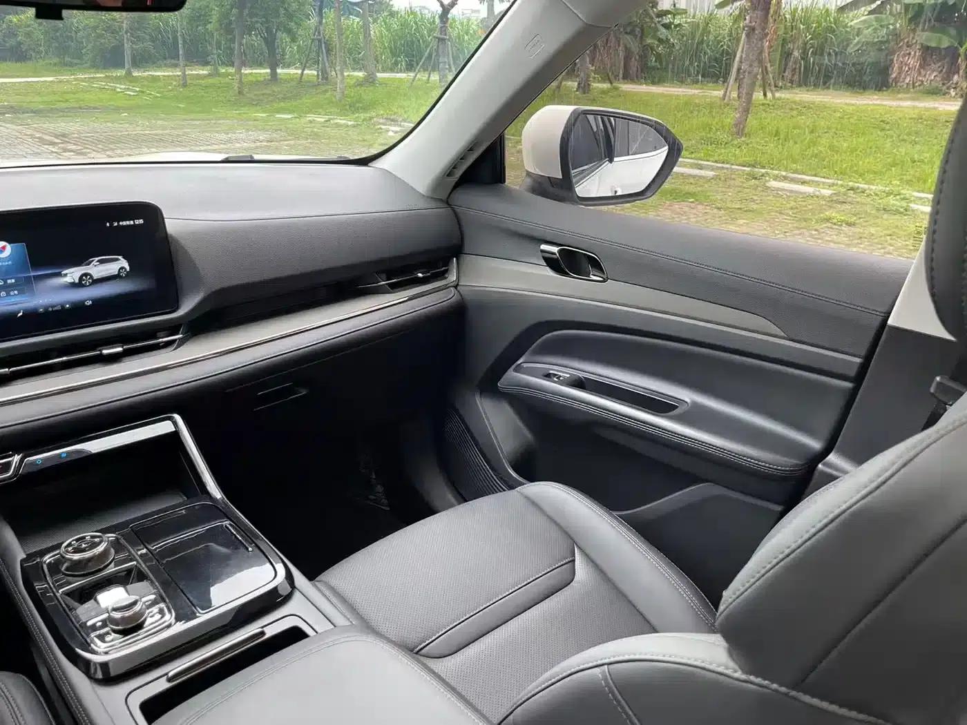 2023 EcoBoost 170 Platinum Edition — миниатюра 21