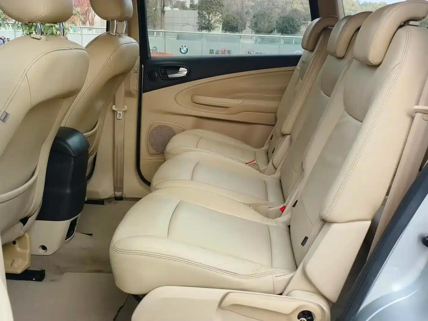 Maxx 2008 2.3L 7-seater Luxury — миниатюра 15