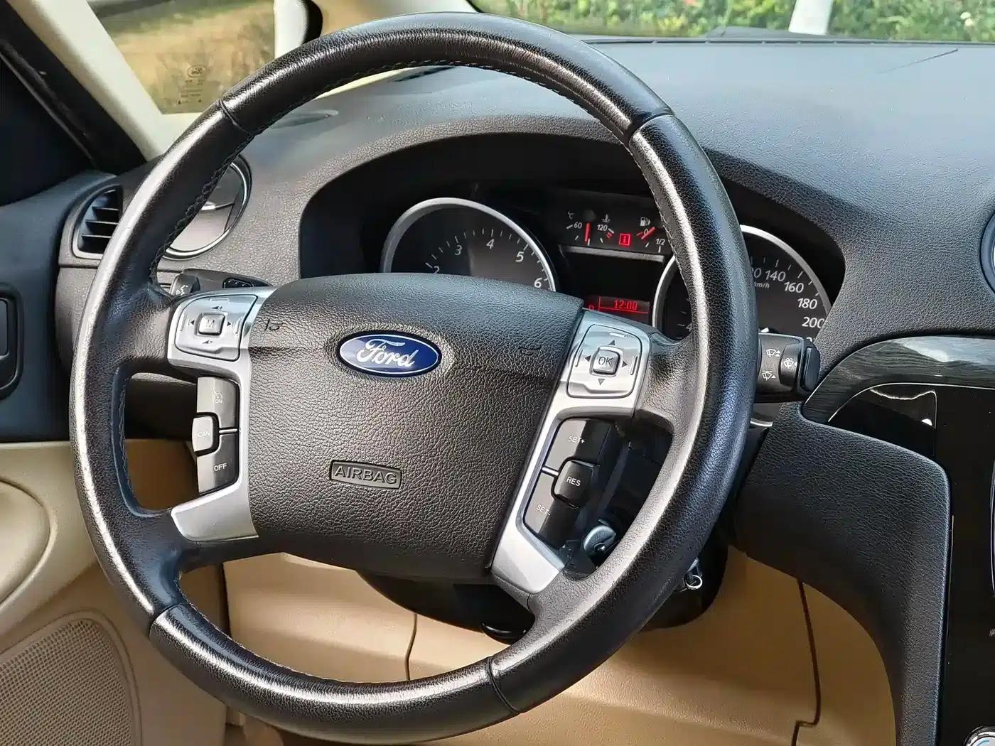 Maxx 2008 2.3L 7-seater Luxury — миниатюра 9