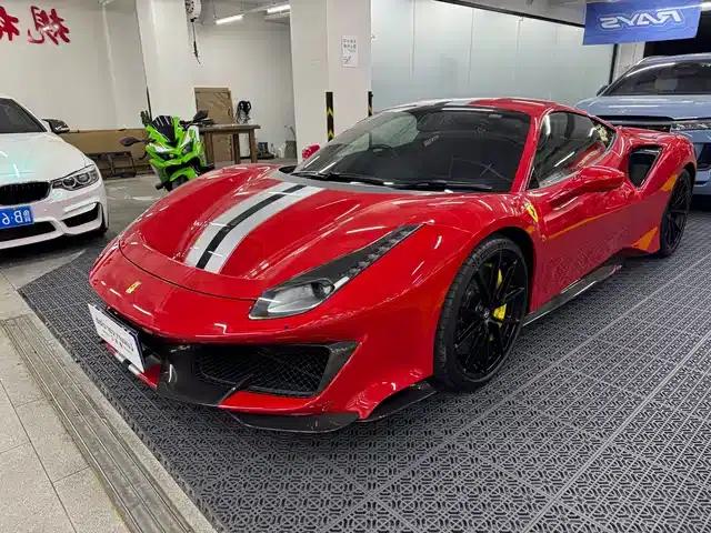 2018 Ferrari 488 Pista