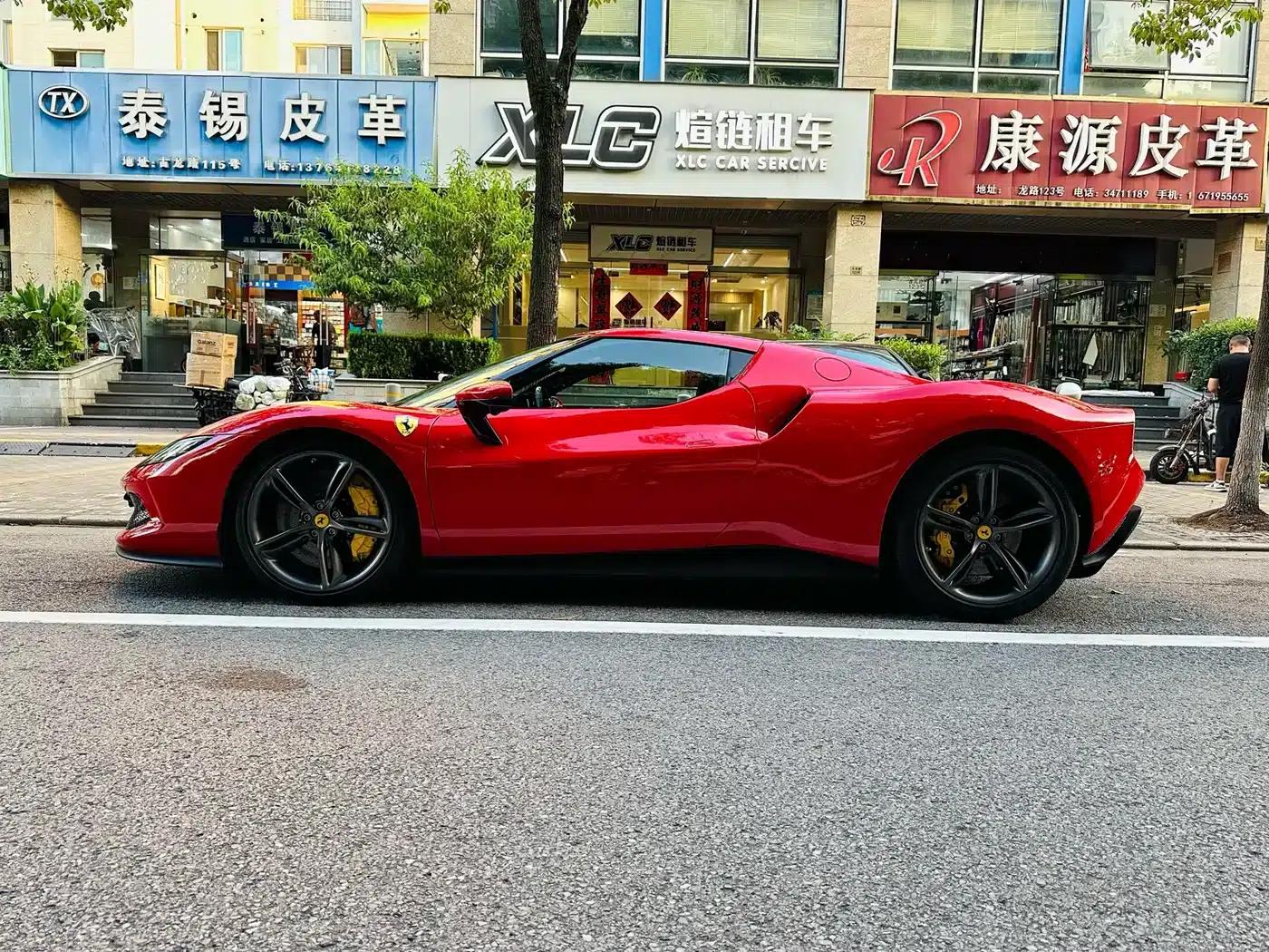Ferrari 296 2021 3.0T V6 GTB — миниатюра 2
