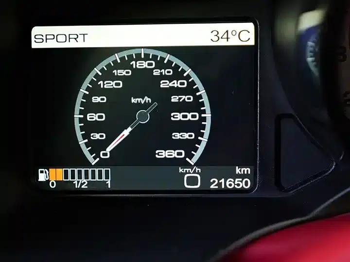 2013 F12berlinetta 6.3L Standard Model — миниатюра 19