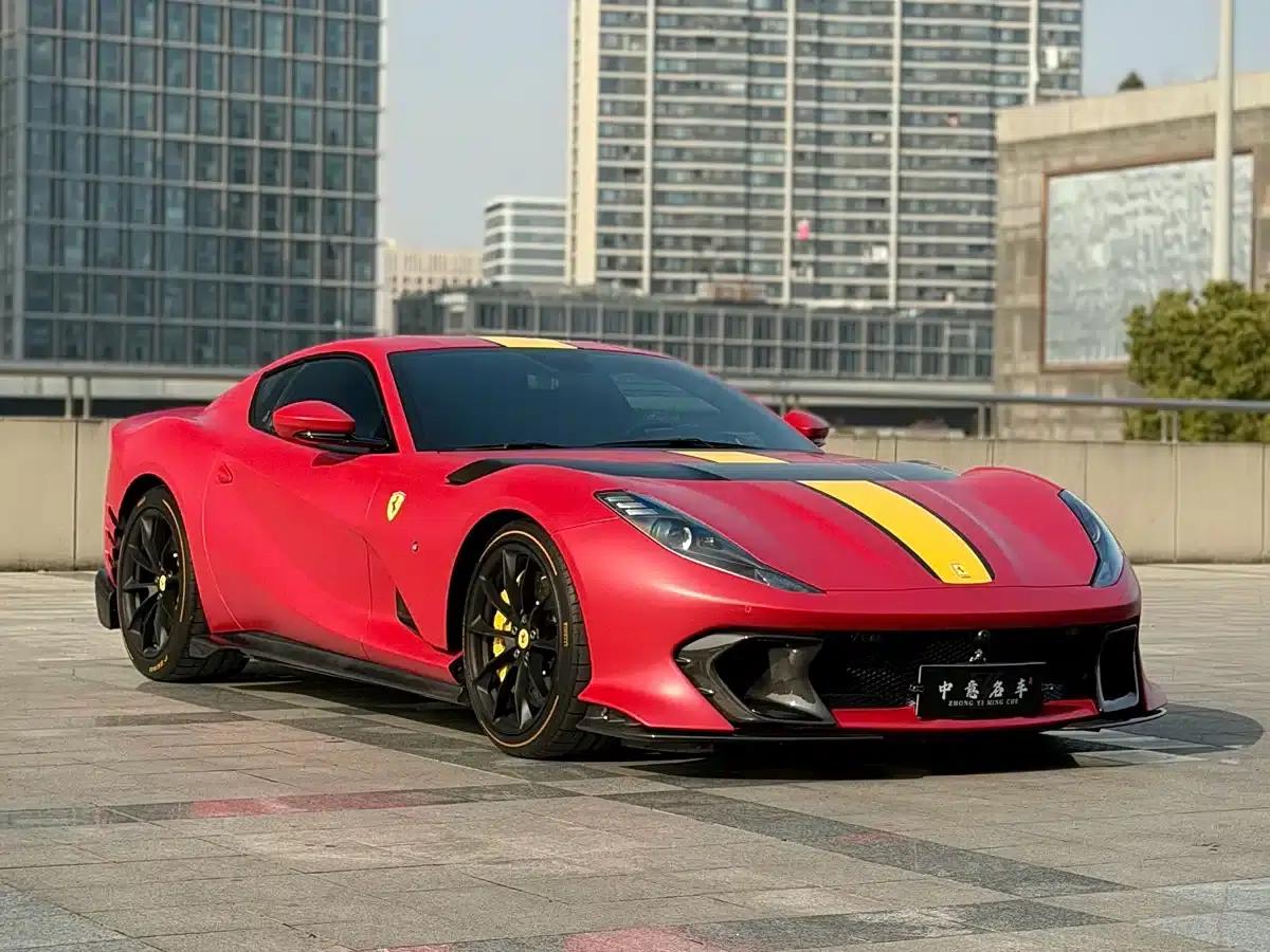 2023 Ferrari 812 Competizione One-Off Custom Edition — миниатюра 3