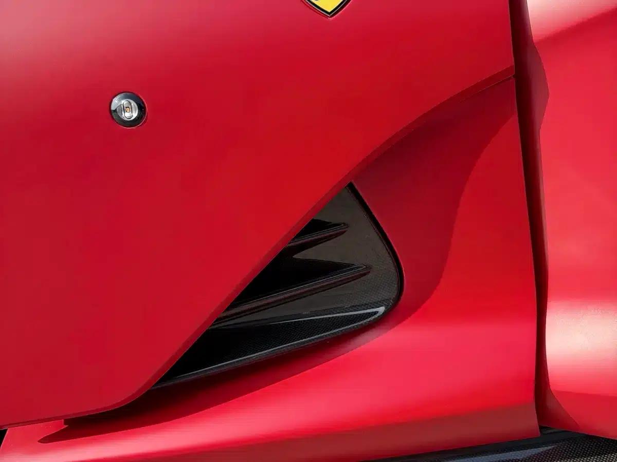 2023 Ferrari 812 Competizione One-Off Custom Edition — миниатюра 33