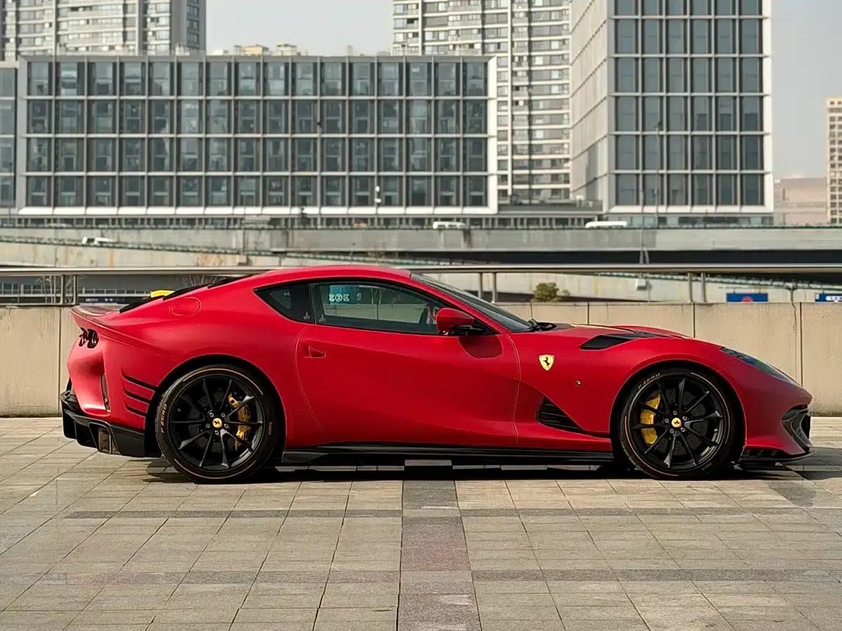 2023 Ferrari 812 Competizione One-Off Custom Edition — миниатюра 7