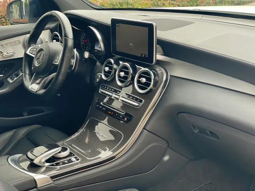 Mercedes-Benz GLC AMG 2018 AMG GLC 63 4MATIC+ — миниатюра 17