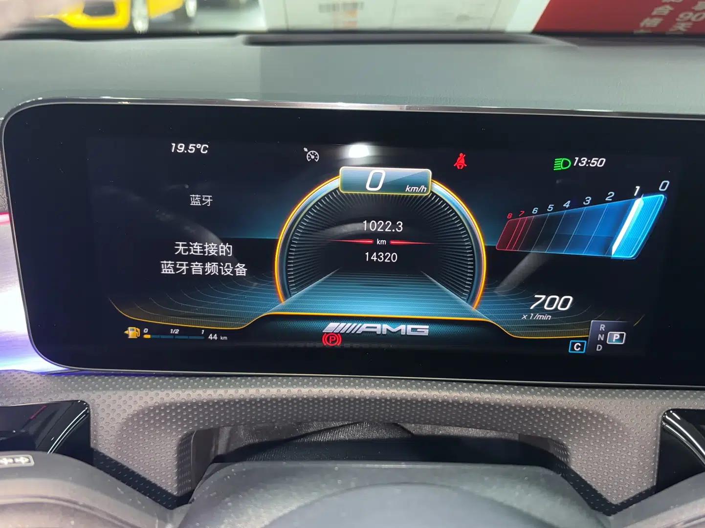 Mercedes-Benz CLA AMG 2022 AMG CLA 35 4MATIC — миниатюра 8