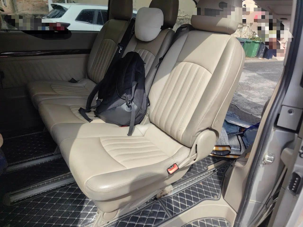 Mercedes-Benz Viano 2011 2.5L Prestige Edition — миниатюра 18