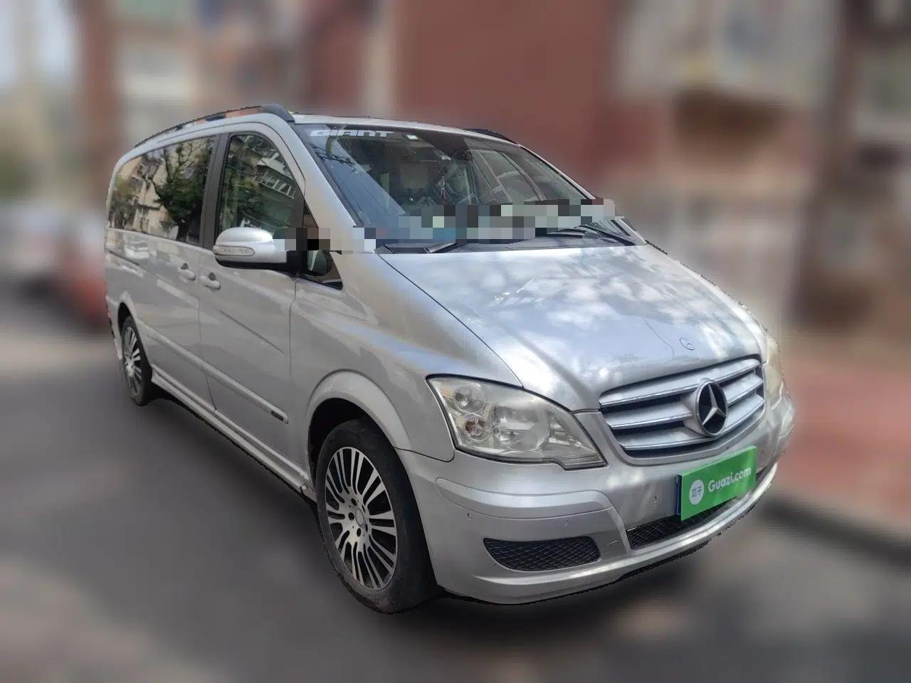Mercedes-Benz Viano 2011 2.5L Prestige Edition — миниатюра 3