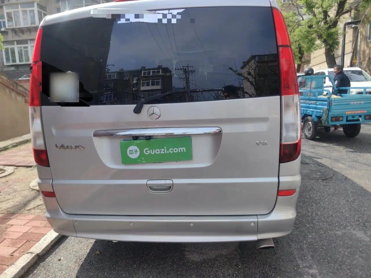 Mercedes-Benz Viano 2011 2.5L Prestige Edition — миниатюра 5