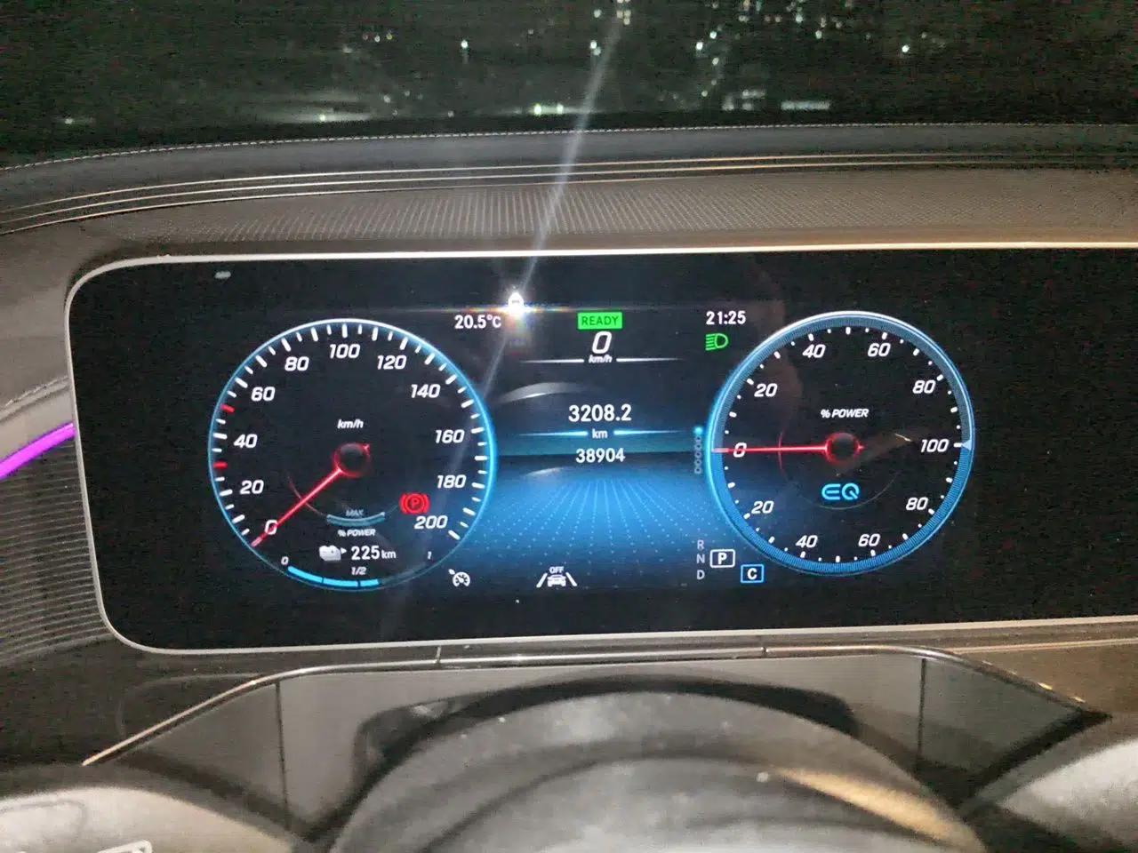 Mercedes-Benz EQC 2020 EQC 400 4MATIC — миниатюра 12