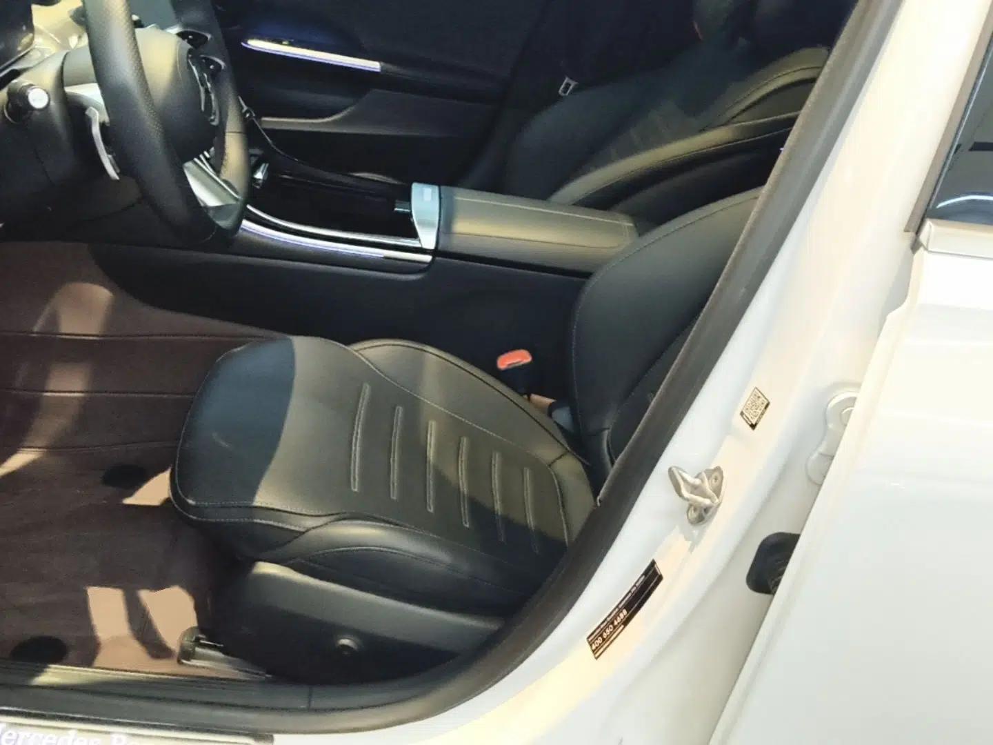 Mercedes-Benz C-Class New Energy 2023 Facelift C 350 eL — миниатюра 18