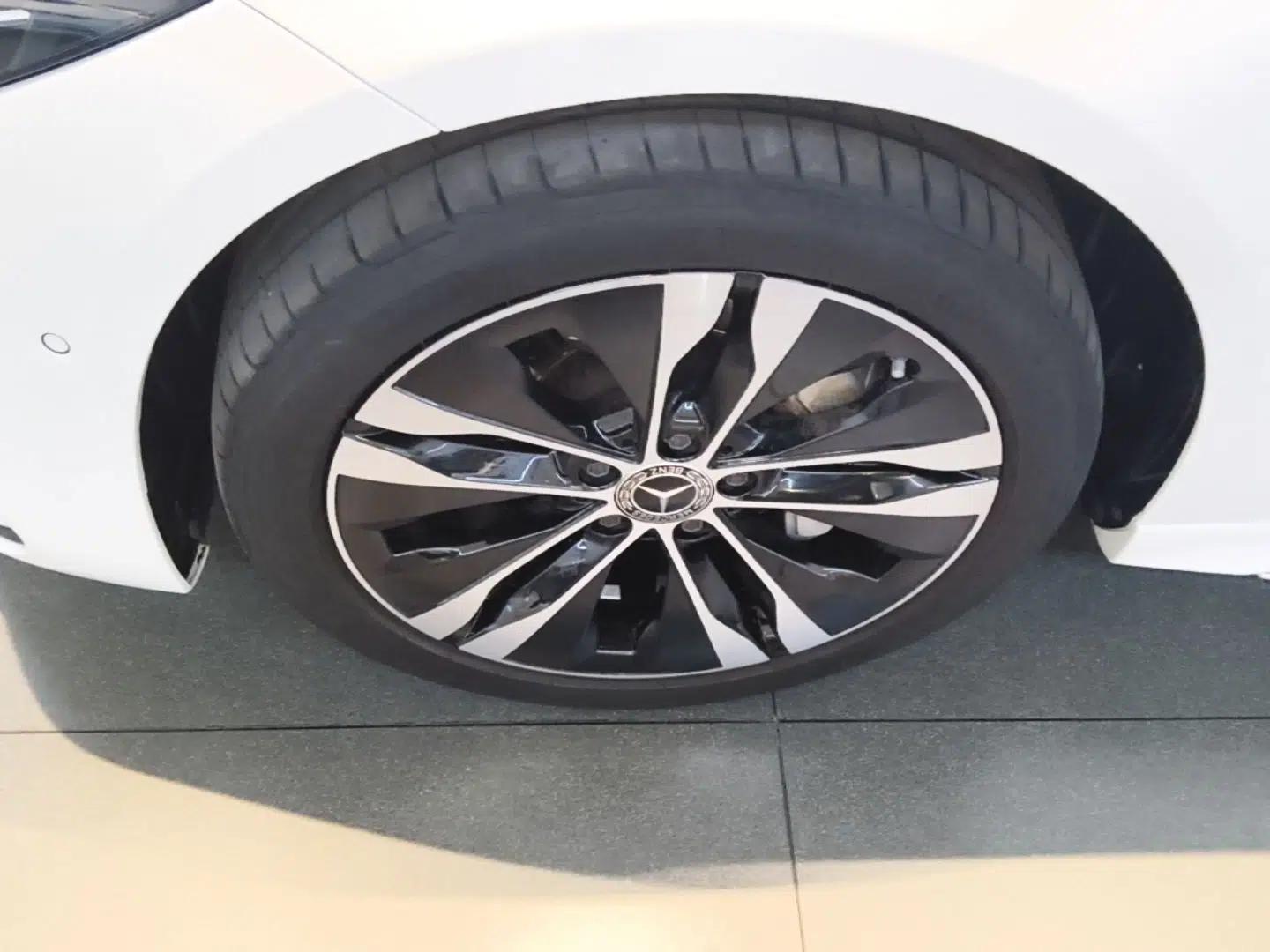 Mercedes-Benz C-Class New Energy 2023 Facelift C 350 eL — миниатюра 8