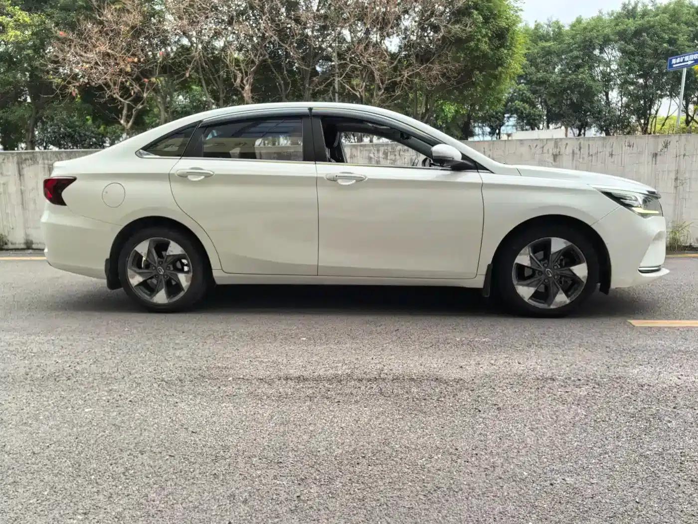 Trumpchi GA4 2018 200T Automatic Premium Edition — миниатюра 4