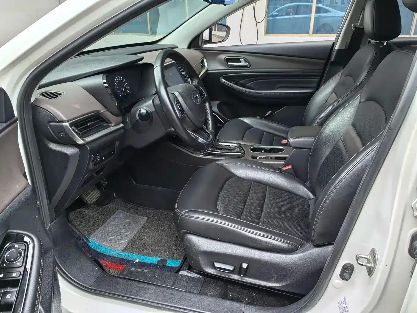 Trumpchi GA4 2018 200T Automatic Premium Edition — миниатюра 9