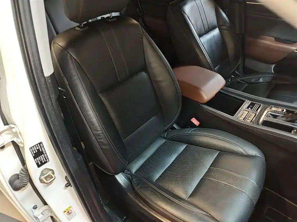 Trumpchi GS7 2017 320T 2WD Luxury Intelligent Connectivity Edition — миниатюра 25