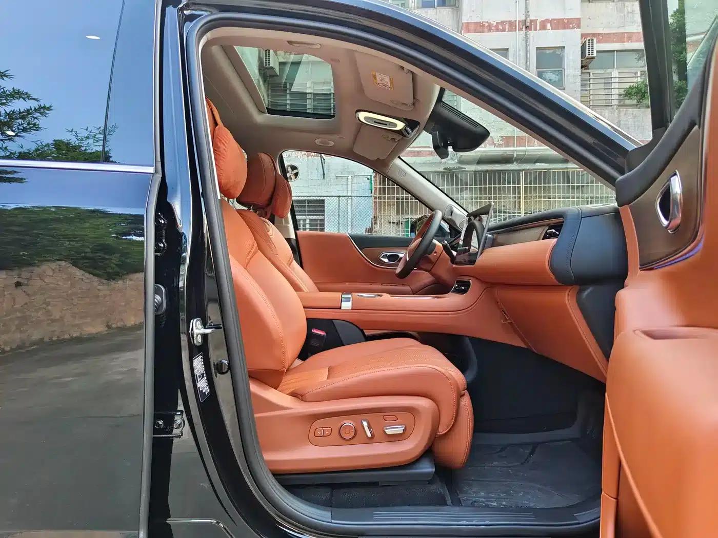 Trumpchi S9 2025 Model, Qiankun Ultra 6-Seater — миниатюра 10