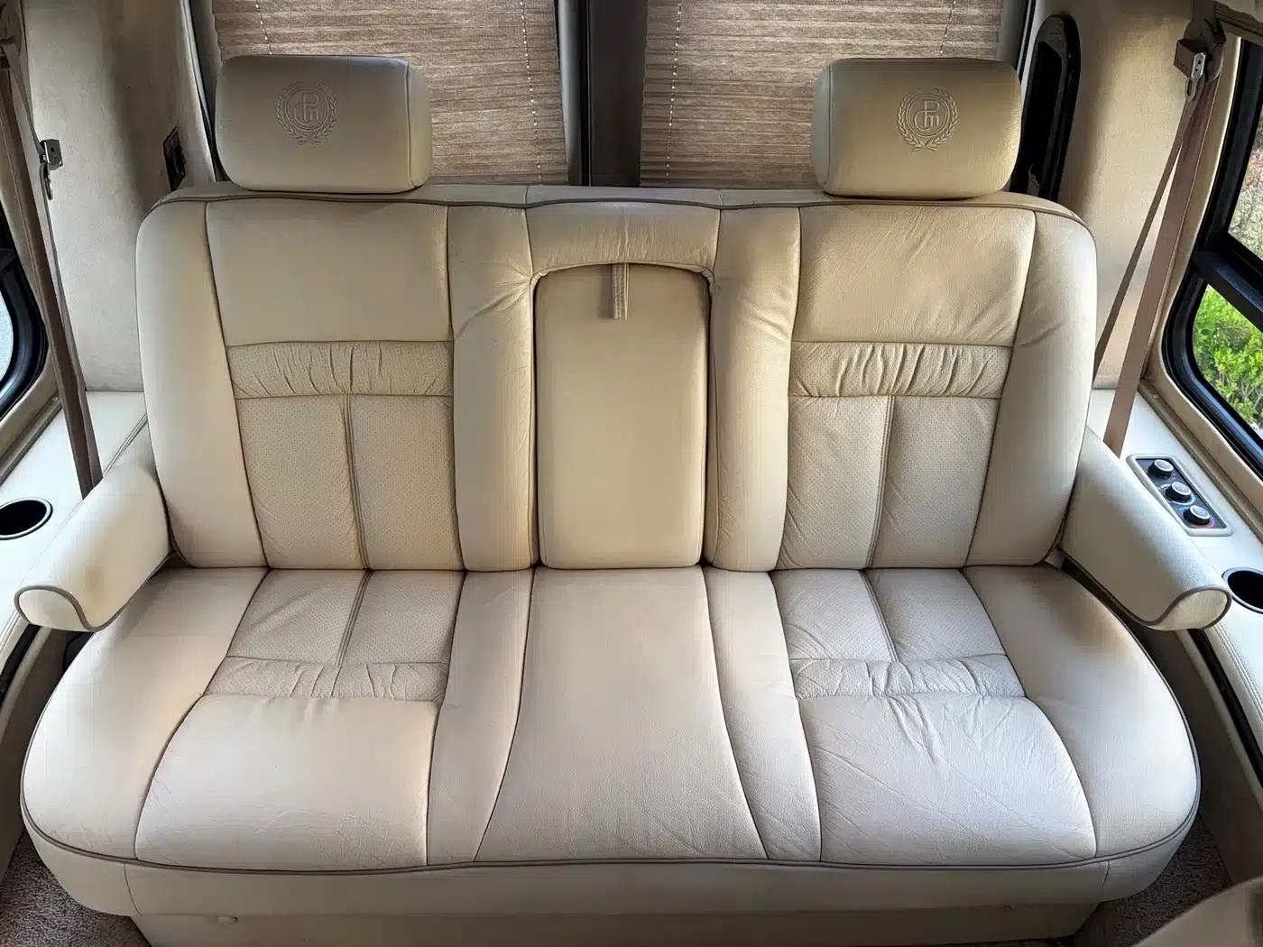 2011 SAVANA 5.3L Business Star 7-seater — миниатюра 12