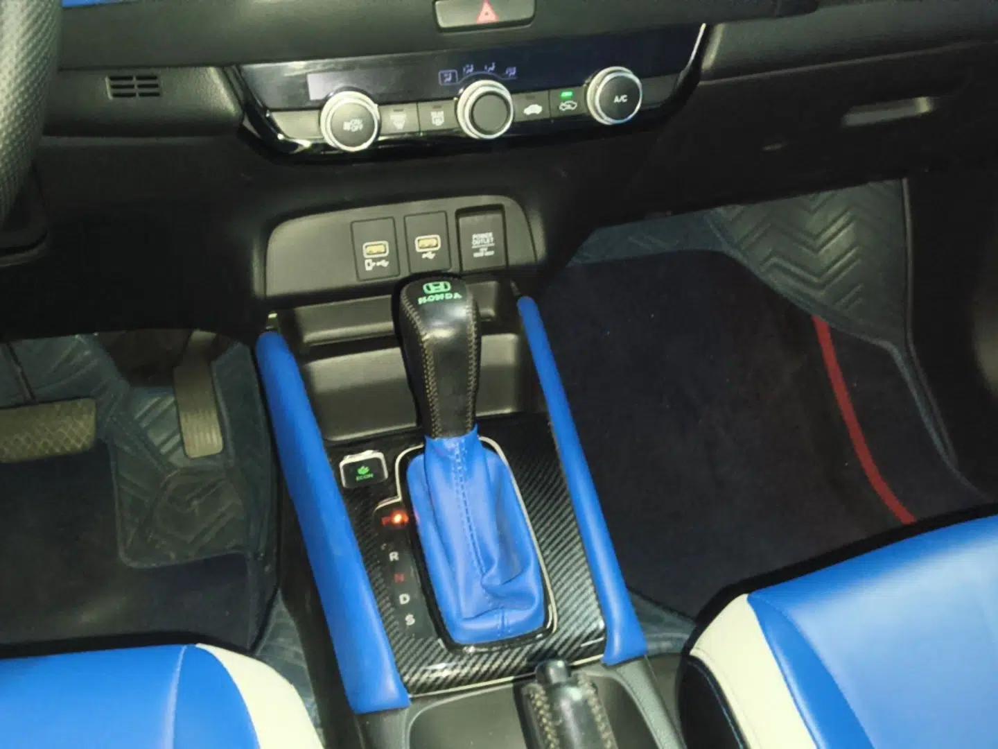 Honda LIFE 2021 1.5L CVT CRO-S Fun Edition — миниатюра 16