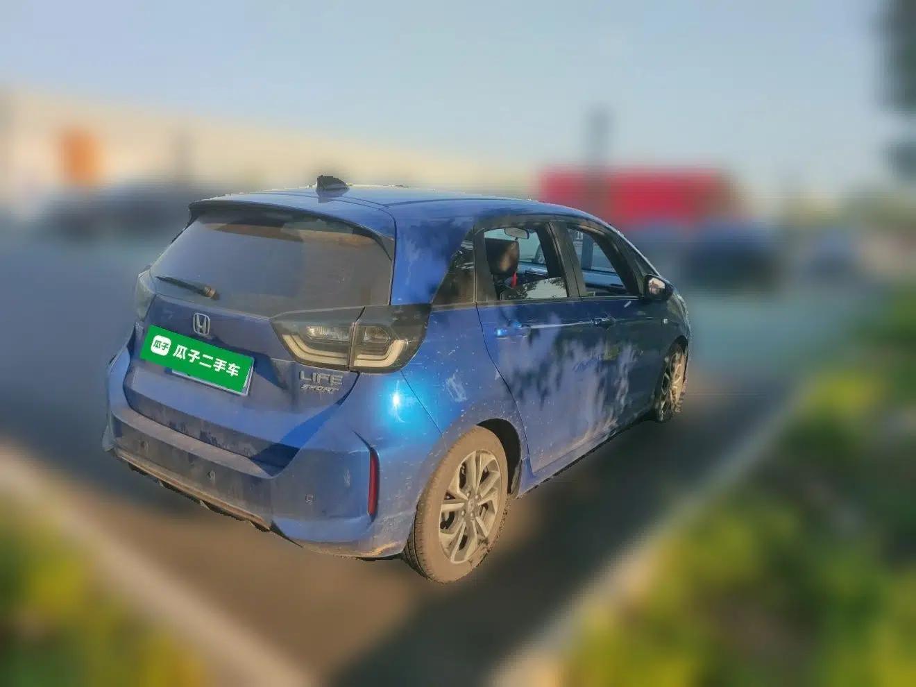 Honda LIFE 2021 1.5L CVT CRO-S Fun Edition — миниатюра 6