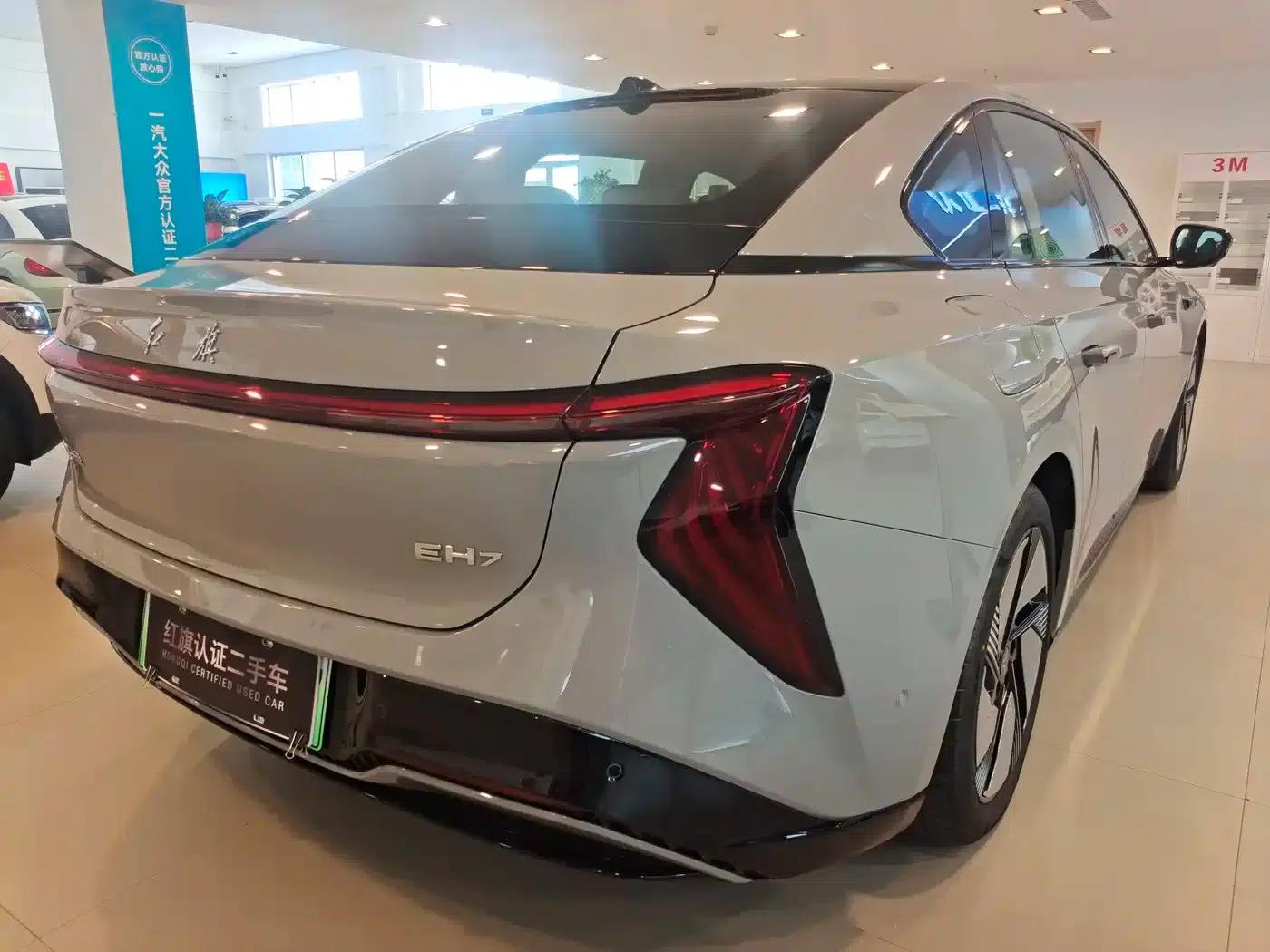 Hongqi EH7 2025 640 AWD Smart Selection Edition — миниатюра 5