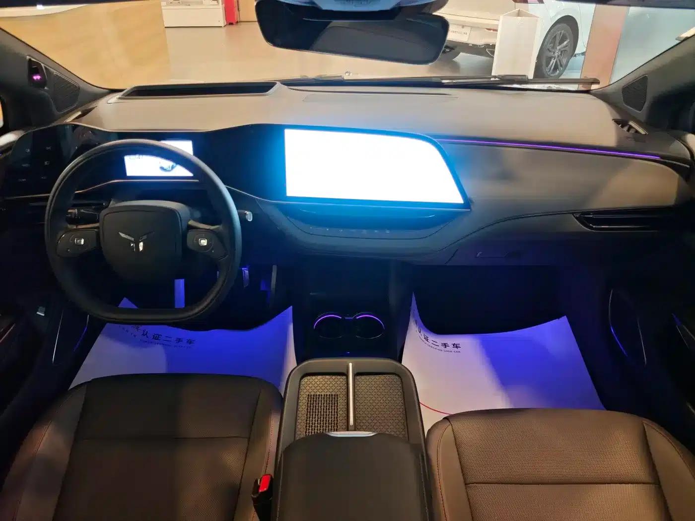 Hongqi EH7 2025 640 AWD Smart Selection Edition — миниатюра 6