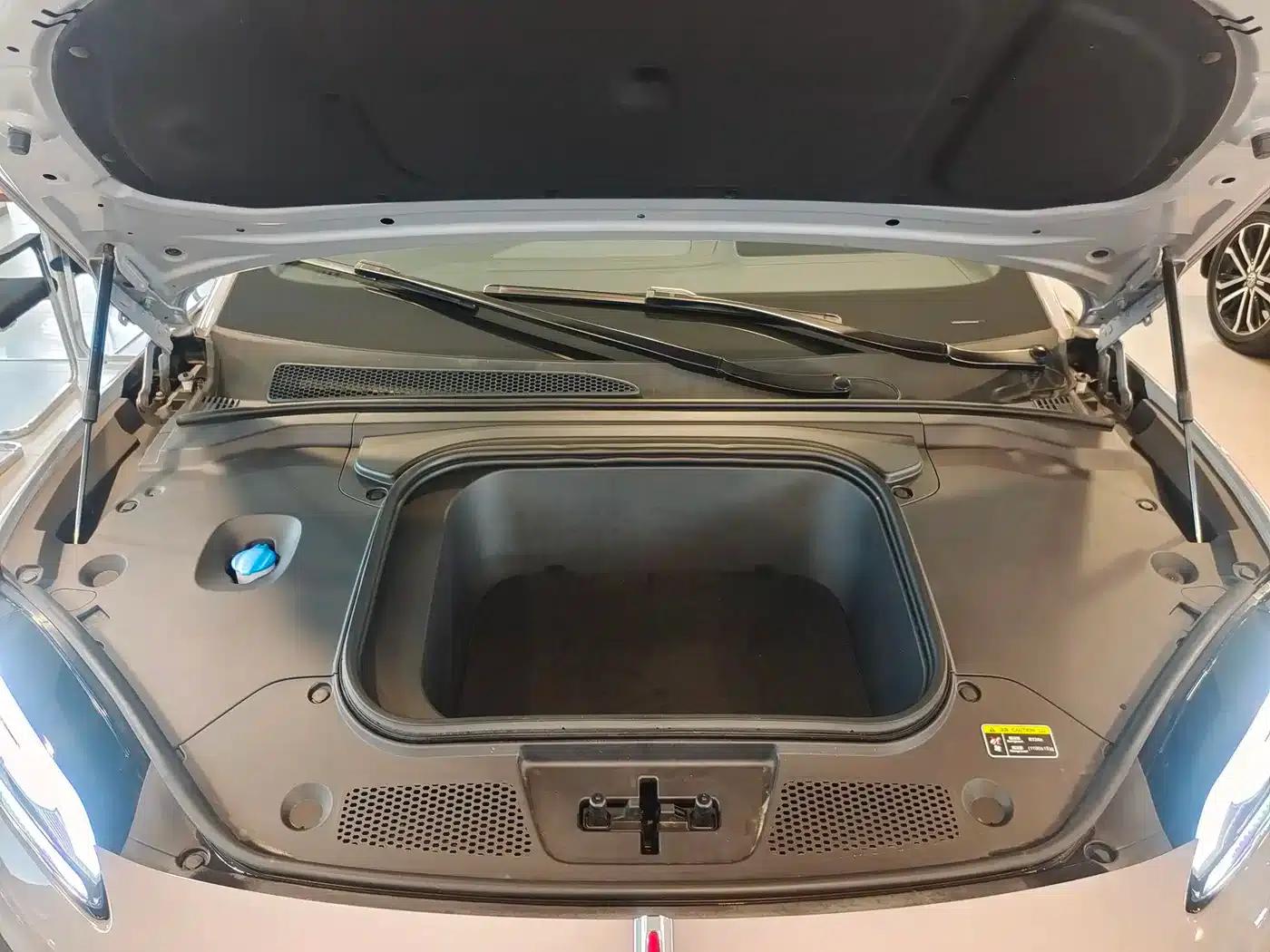 Hongqi EH7 2025 640 AWD Smart Selection Edition — миниатюра 7
