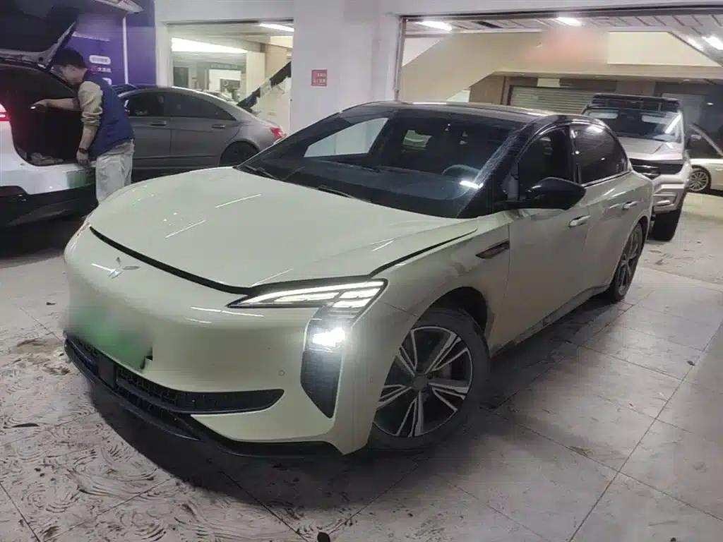 Hongqi EH7 2024 820 Pro — миниатюра 1