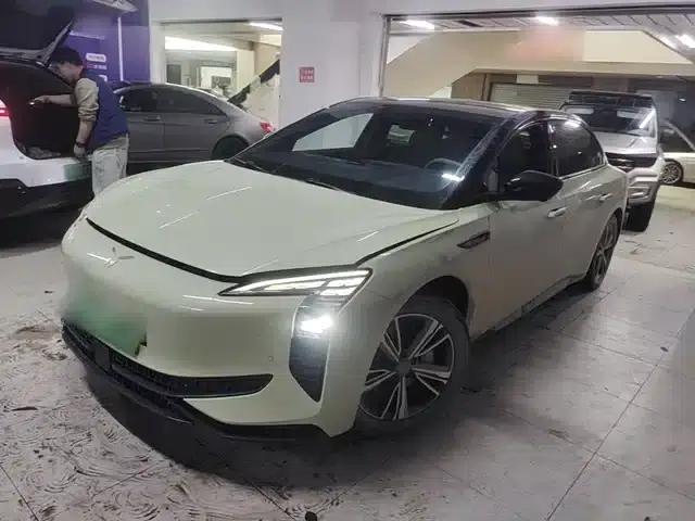 Hongqi EH7 2024 820 Pro
