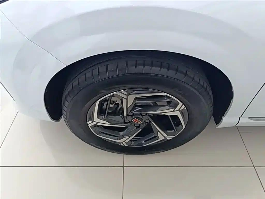 Hongqi HS3 2023 1.5T 2WD Goodness Edition — миниатюра 23