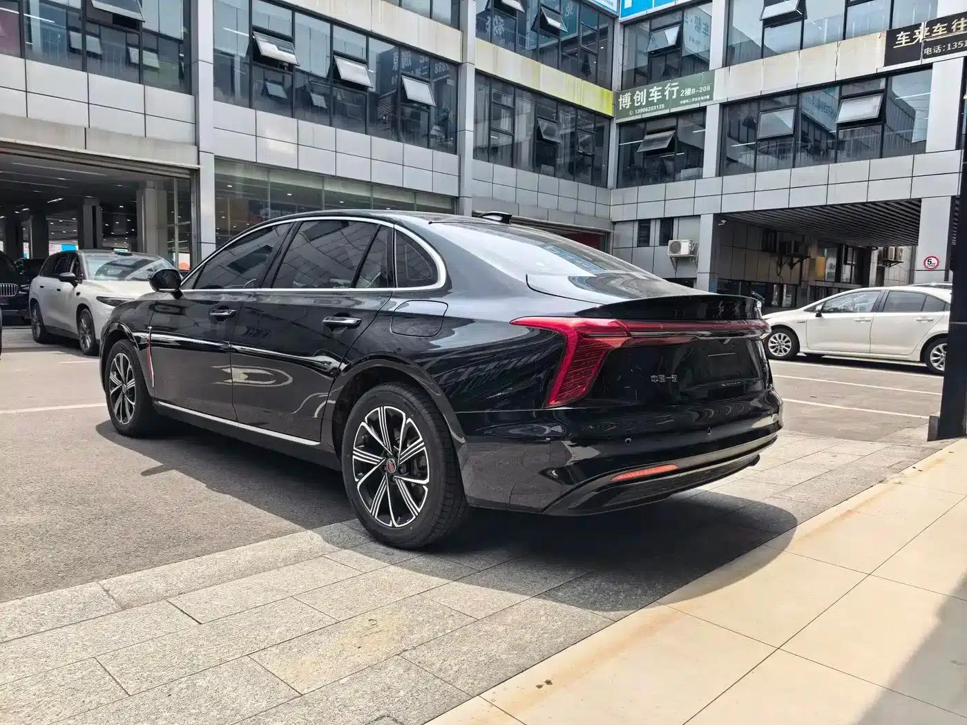 Hongqi H5 PHEV 2025 Model 170 Super Hybrid — миниатюра 14