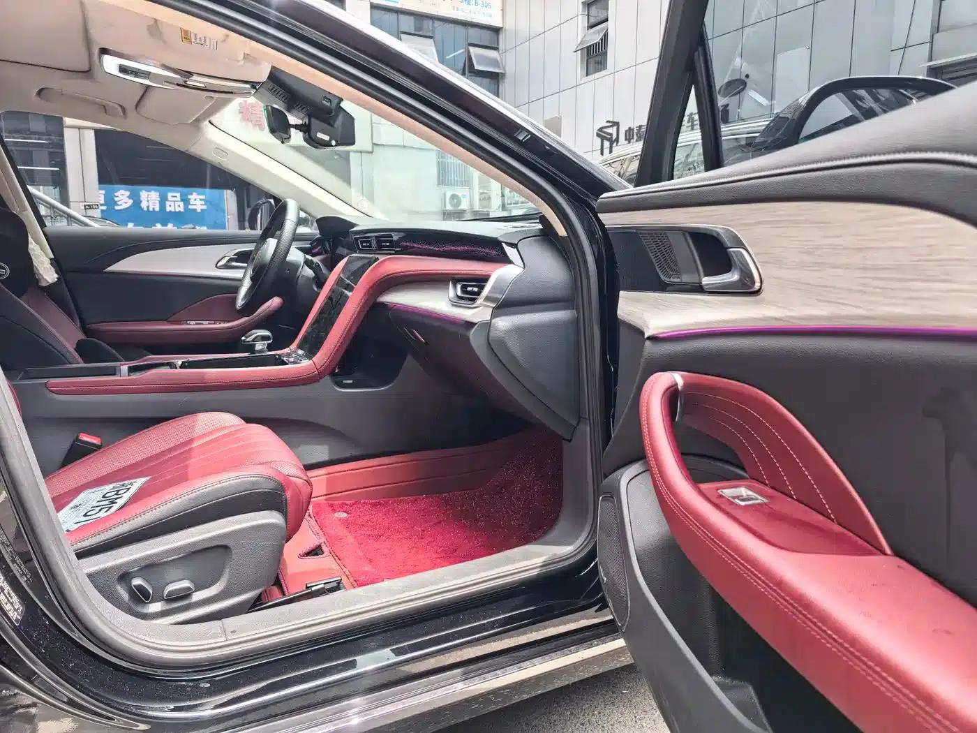 Hongqi H5 PHEV 2025 Model 170 Super Hybrid — миниатюра 9