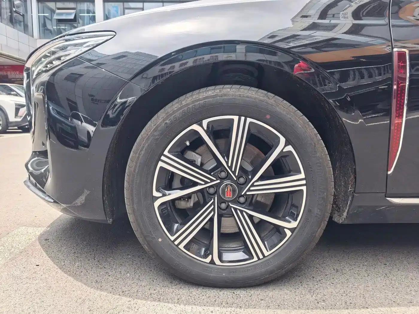 Hongqi H5 PHEV 2025 Model 170 Super Hybrid — миниатюра 10